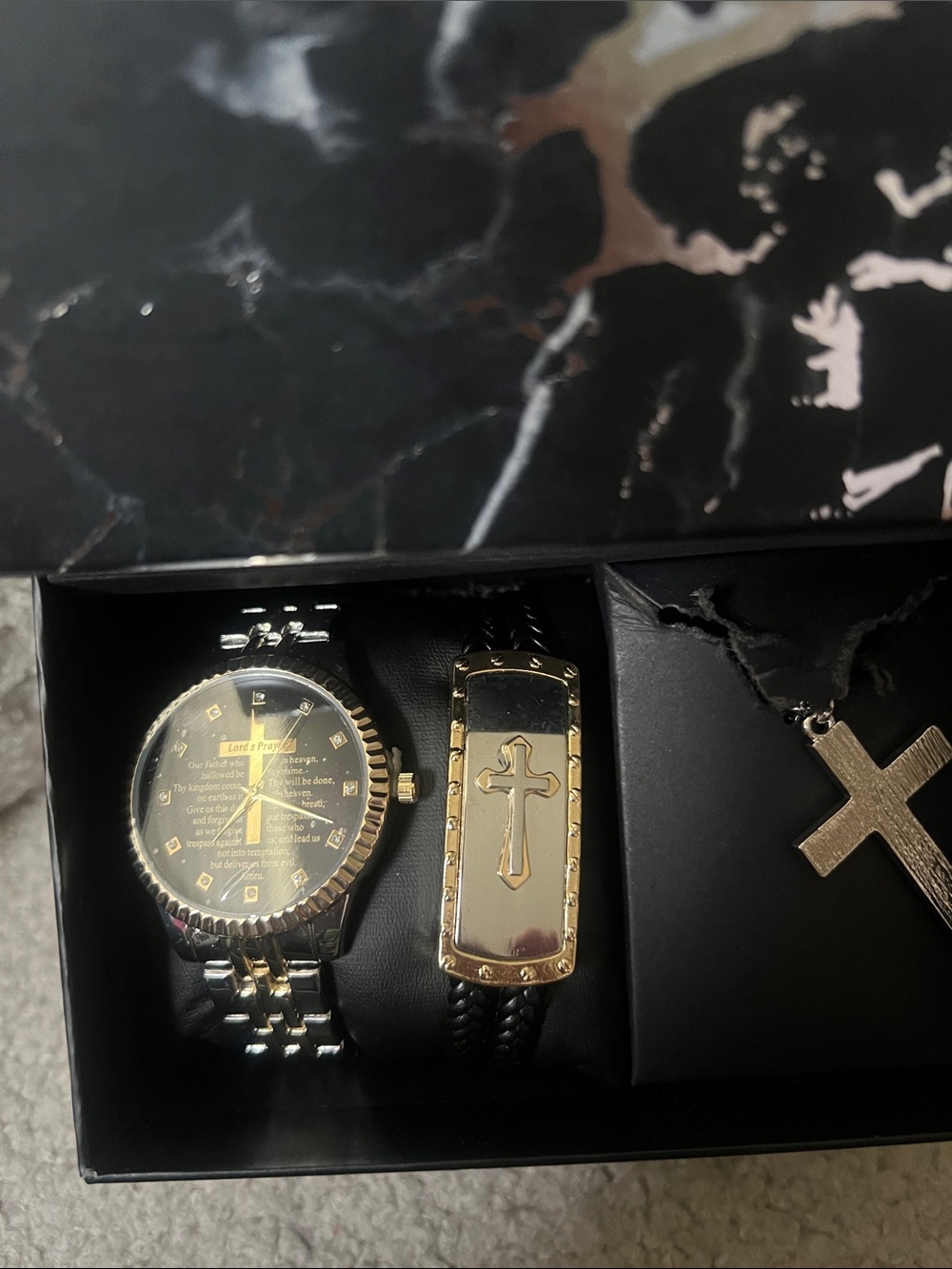 New Mens Religious Watch Set Watch Bracelet Necklace pendant $80 NWT